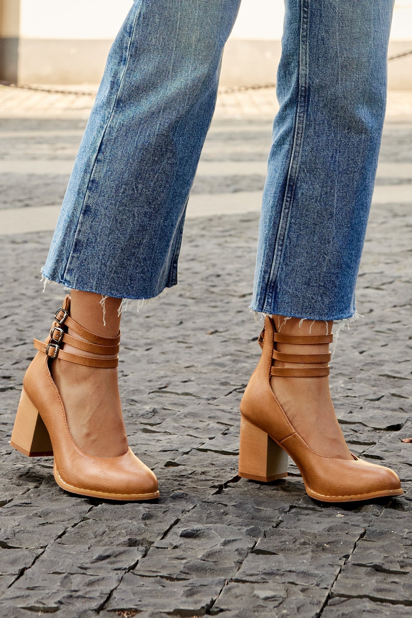 Brenith™ | Buckled Block Sandals