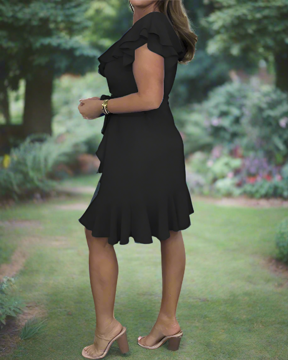 Evania™ | Sophisticated Silhouette Dress