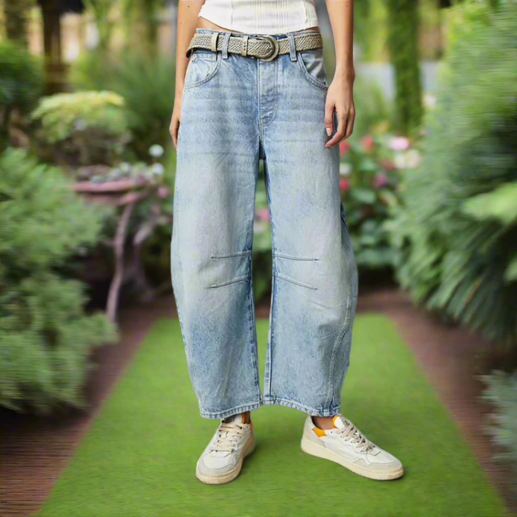 Aitana™ | High-Waisted Balloon Jeans