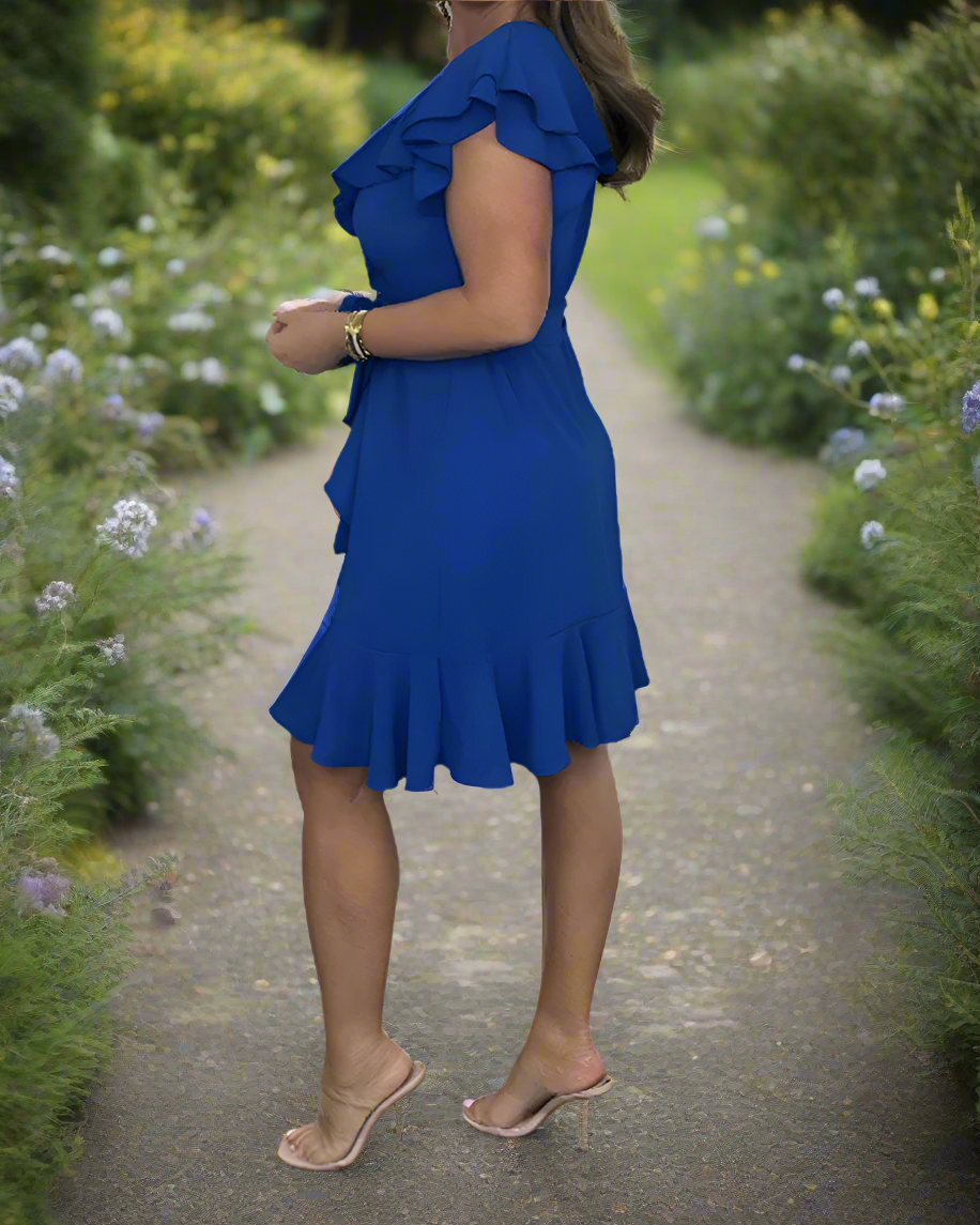Evania™ | Sophisticated Silhouette Dress