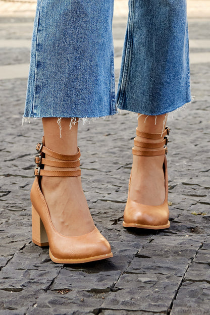 Brenith™ | Buckled Block Sandals