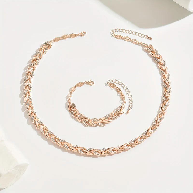 Selena™ | Stylish Fishtail Necklace Set