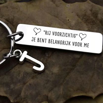 LYNN & CO | 'Rij voorzichtig' - Sleutelhanger voor iemand van wie je houdt!