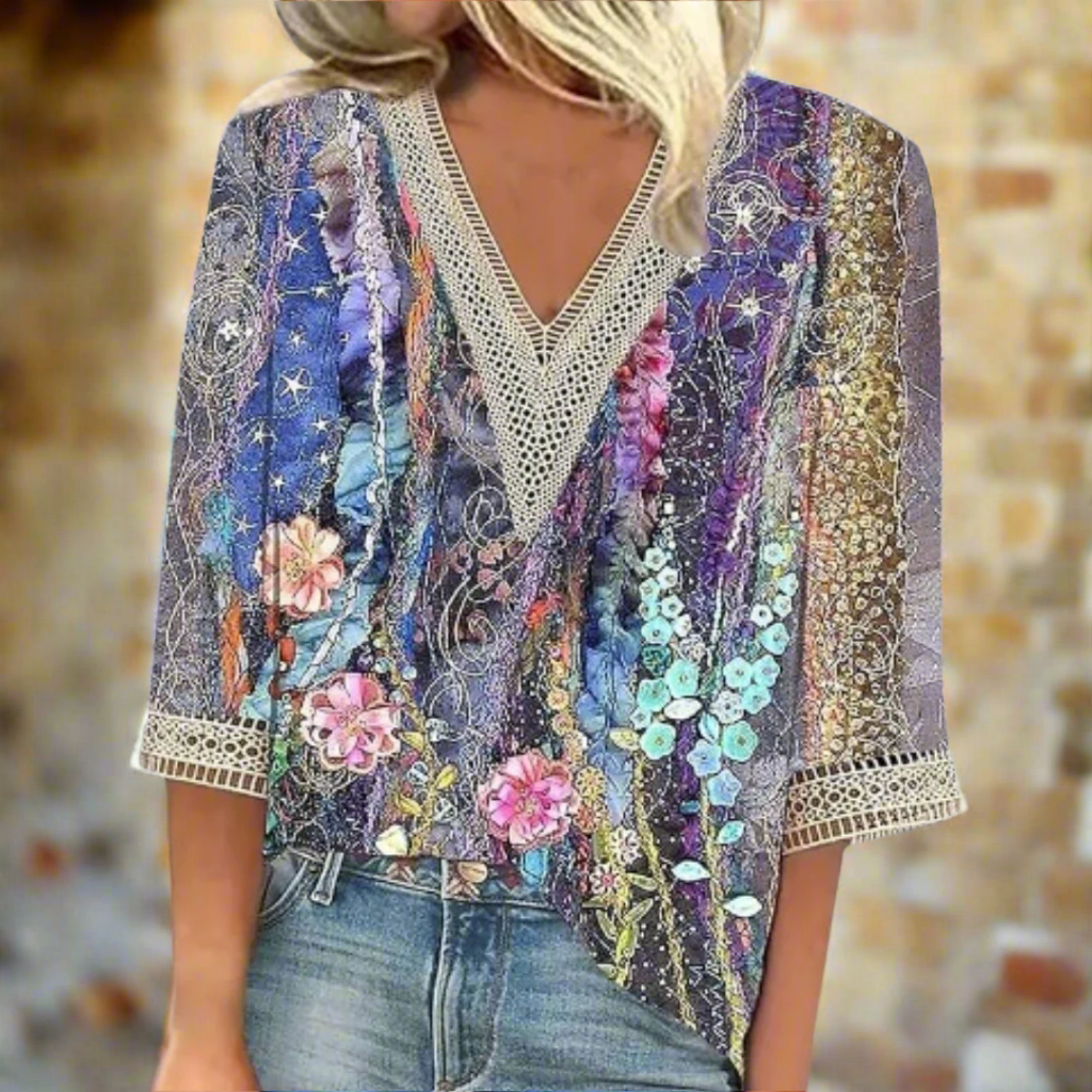 Kinley™ | Chic Floral Blouse