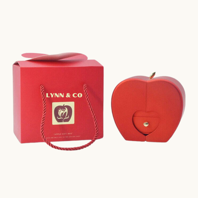 LYNN & CO | "Rozenliefde" - Witgouden Ketting