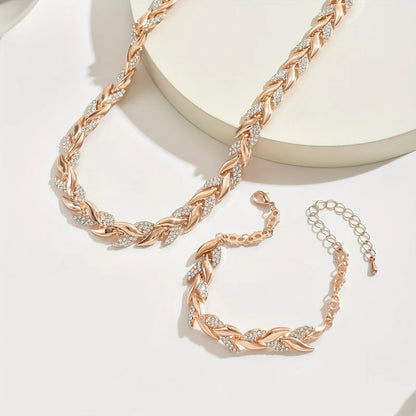 Selena™ | Stylish Fishtail Necklace Set