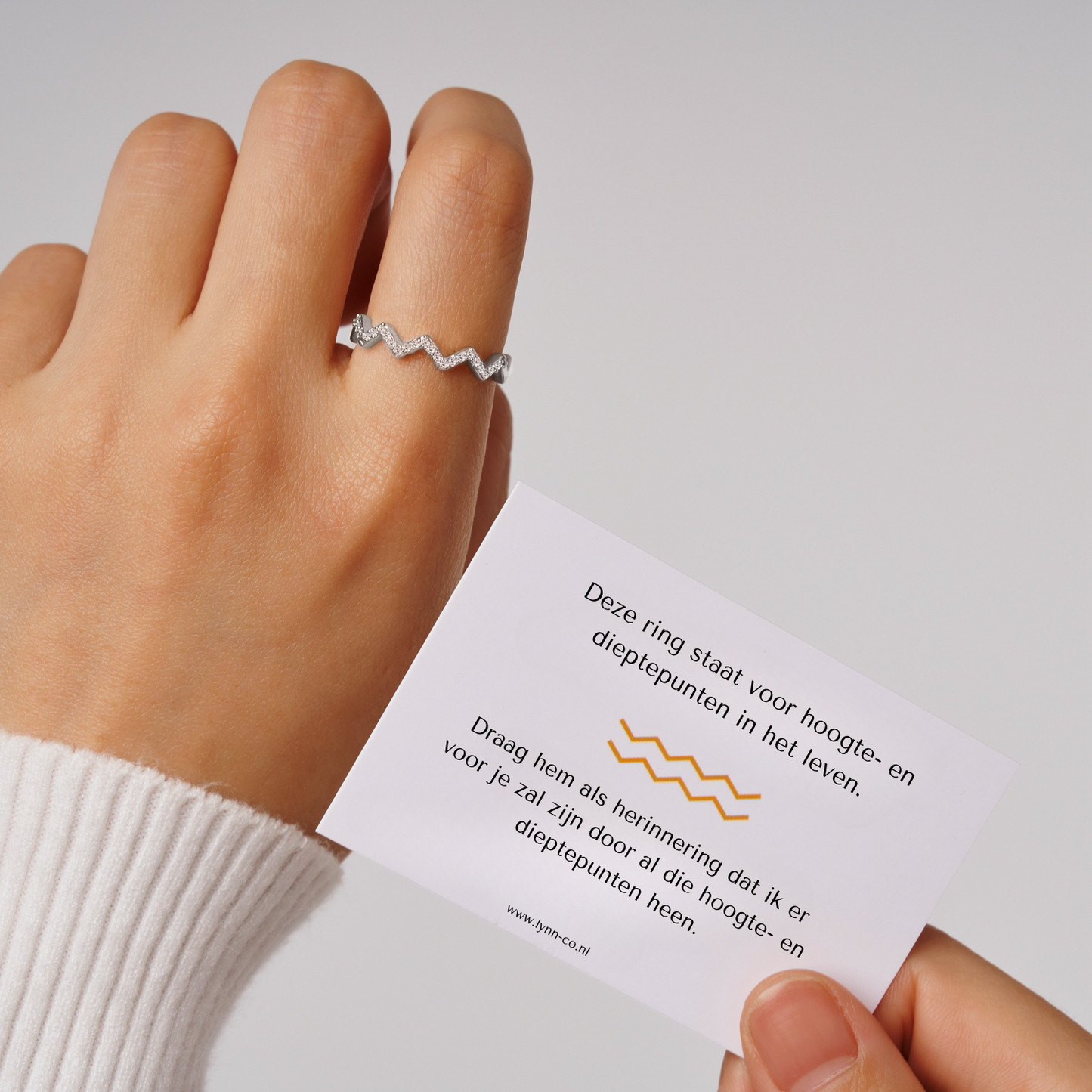 LYNN & CO | Zilveren "Highs & Lows" Ring