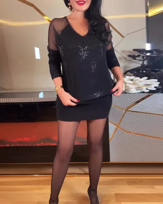 Zeta™ | V-Neck Mini Dress