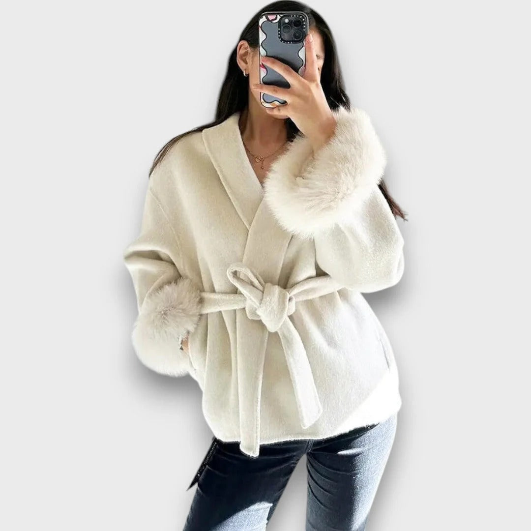 Perris™ | Chic Fur-Cuffed Coat