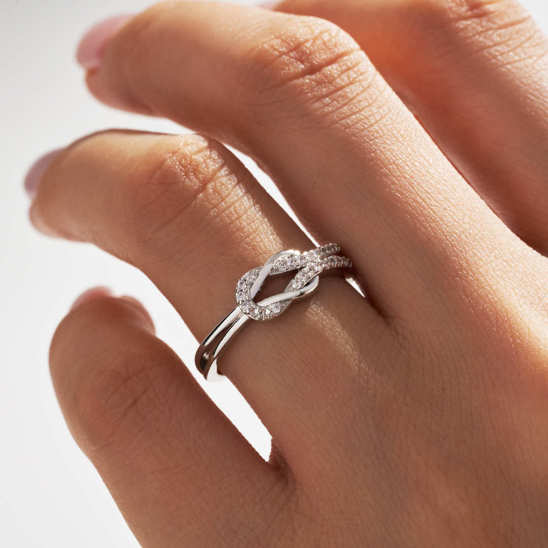 To My Best Friend 'Sisters By Heart' Knoop Ring