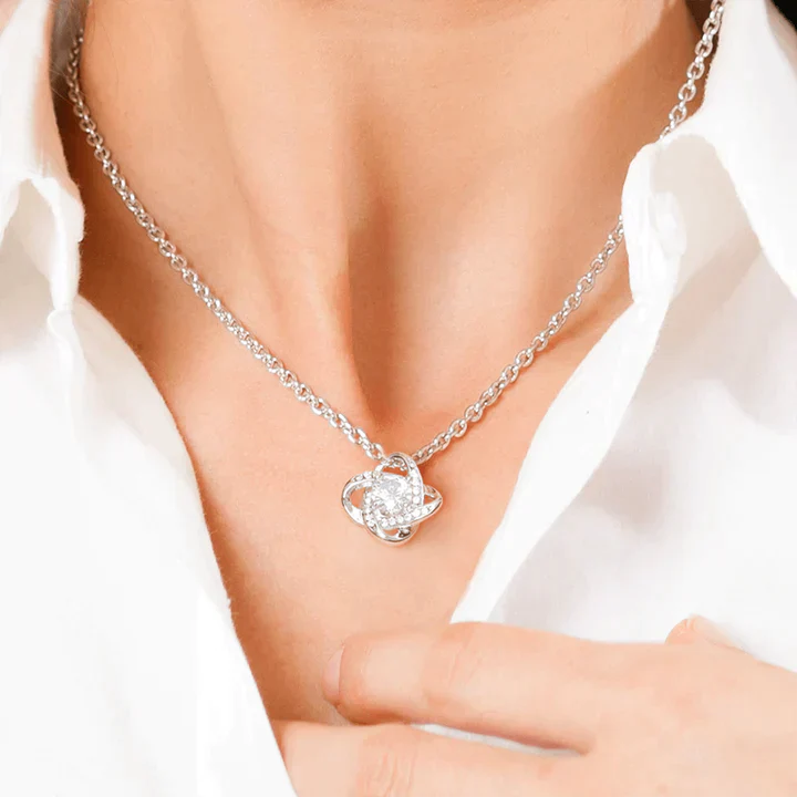 LYNN & CO | "Rozenliefde" - Witgouden Ketting
